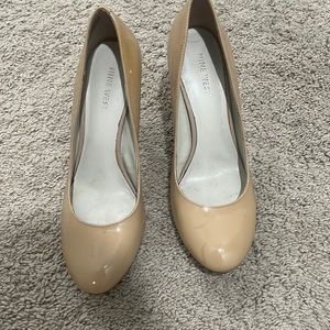 Nine West tan heels